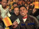 Cung Le Fan Goes Nuts